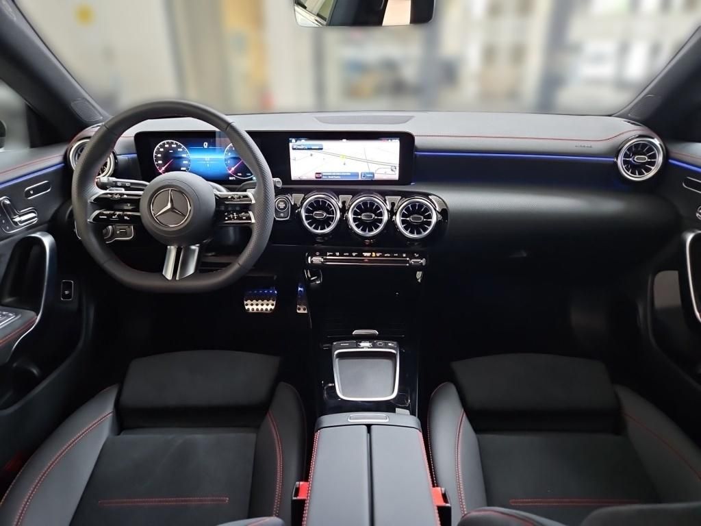 Fahrzeugabbildung Mercedes-Benz CLA 200 SB +AMG+AHK+STANDHEIZUNG+SOUND+DISTRONIC