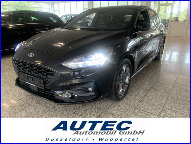 Ford Focus ST-Line 1.5 HEAD-UP+LED+KAMERA+KEYLESS+SHZ