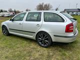 Skoda Octavia Combi Ambiente - Skoda Octavia aus 2007: Ambiente