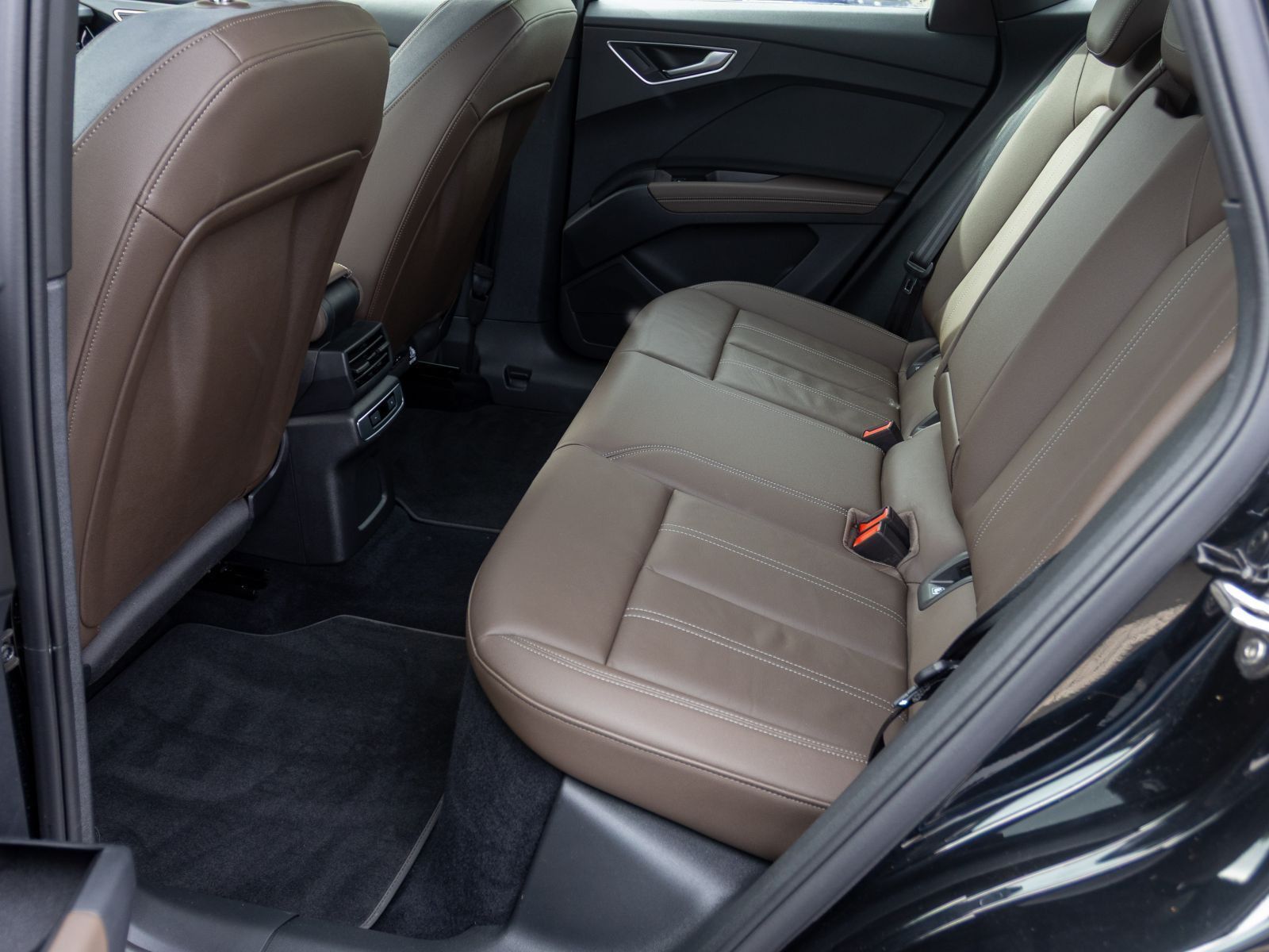 Audi Q4 e-tron - Bild 21