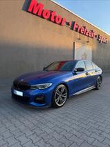 BMW 318d M Sport M Paket*360*HEAD-UP*STANDHEIZUNG - BMW 318: M Paket