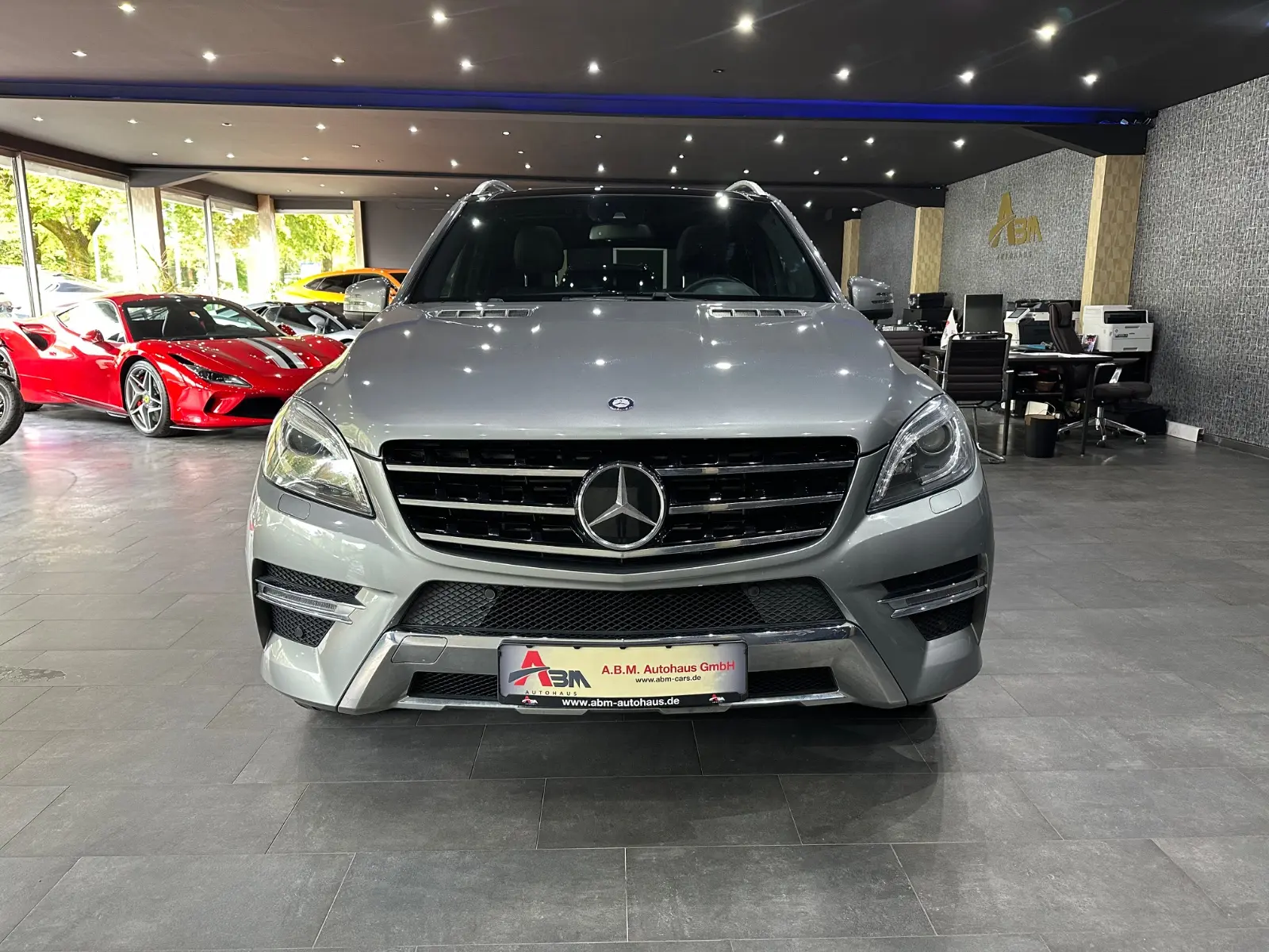 Mercedes-Benz ML 350 BlueTec 4Matic AMG Paket / Panorama/ EUR6