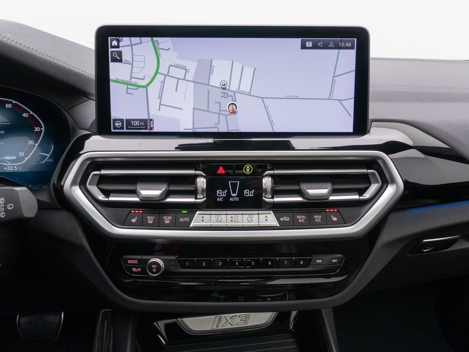 Fahrzeugabbildung BMW iX3 M Sport IMPRESSIVE DAB 360°H/K HUD Panorama