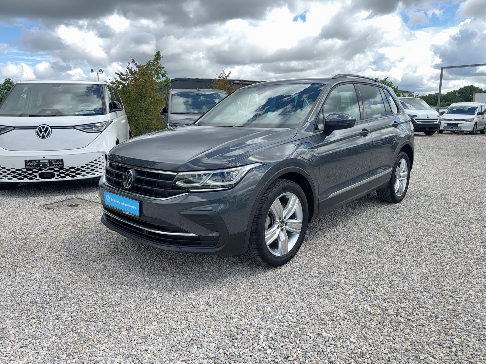 Volkswagen Tiguan Life eHybrid DSG AHK/Kamera/Matrix/ACC imagem 2