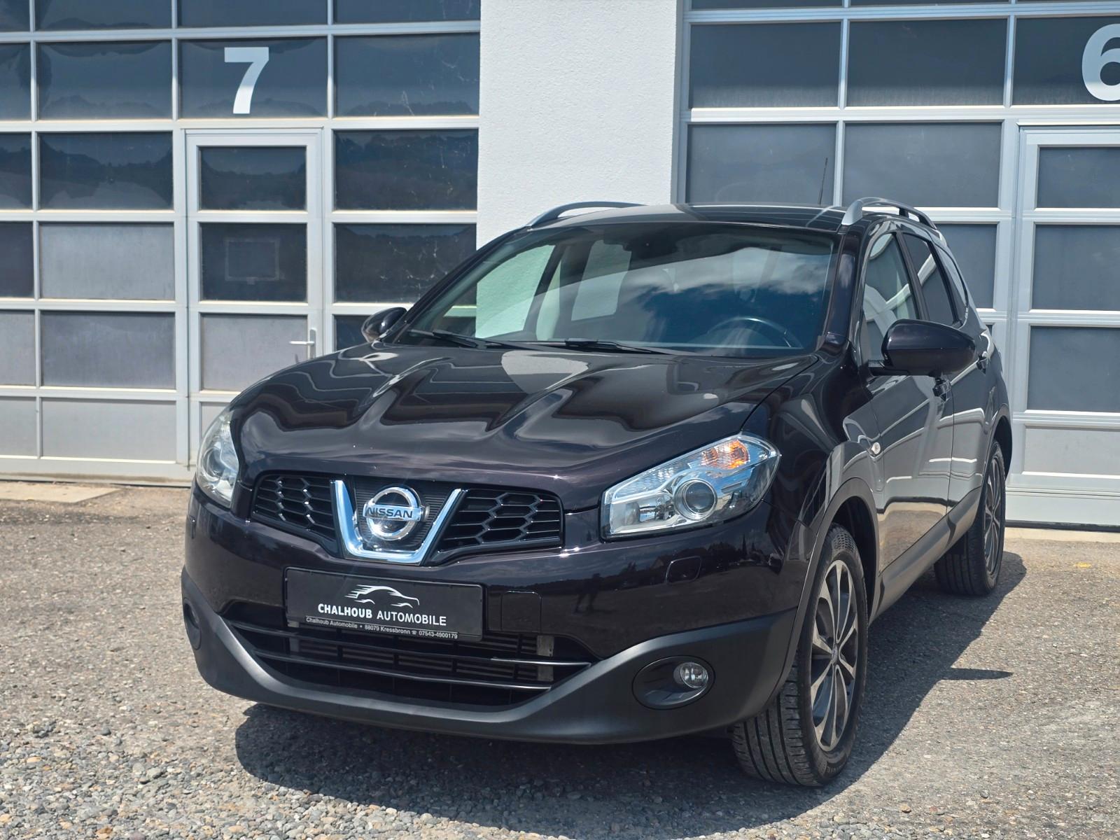 Nissan Qashqai +2 Tekna 4X4*7-SITZ*AUTO*PANO*LEDER