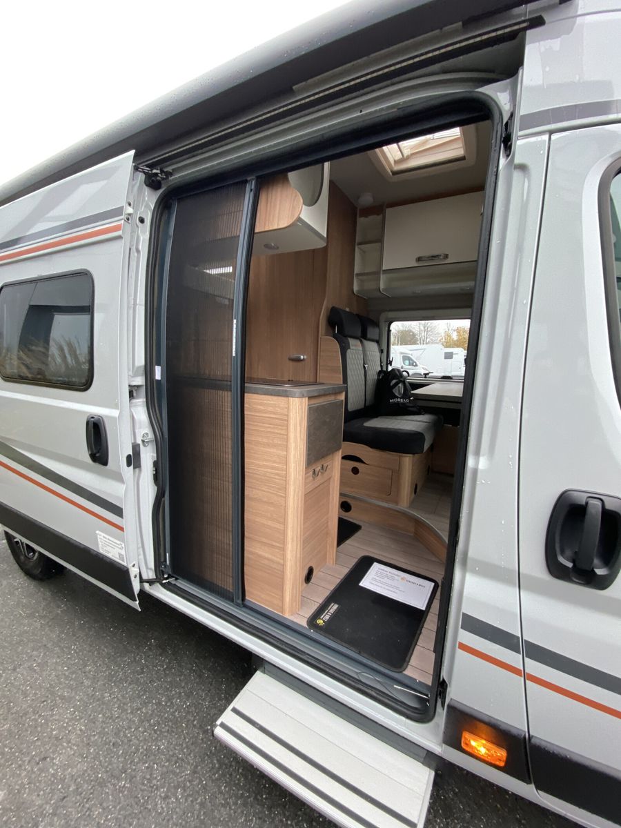 Fahrzeugabbildung Weinsberg CaraBus EDITION FIRE 630 MEG 180PS, 4000kg, Auto