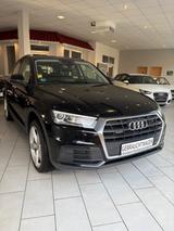 Audi Q5 quattro basis - Audi Q5: Schwarz