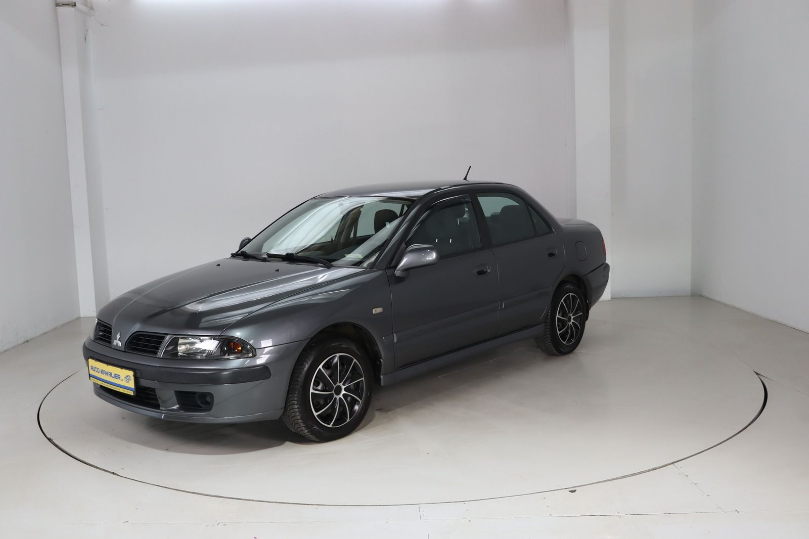 Fahrzeugabbildung Mitsubishi Carisma 1.6 Avance Automatik * HU/AU 03.28