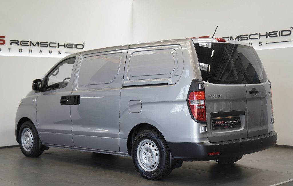 Hyundai H 1