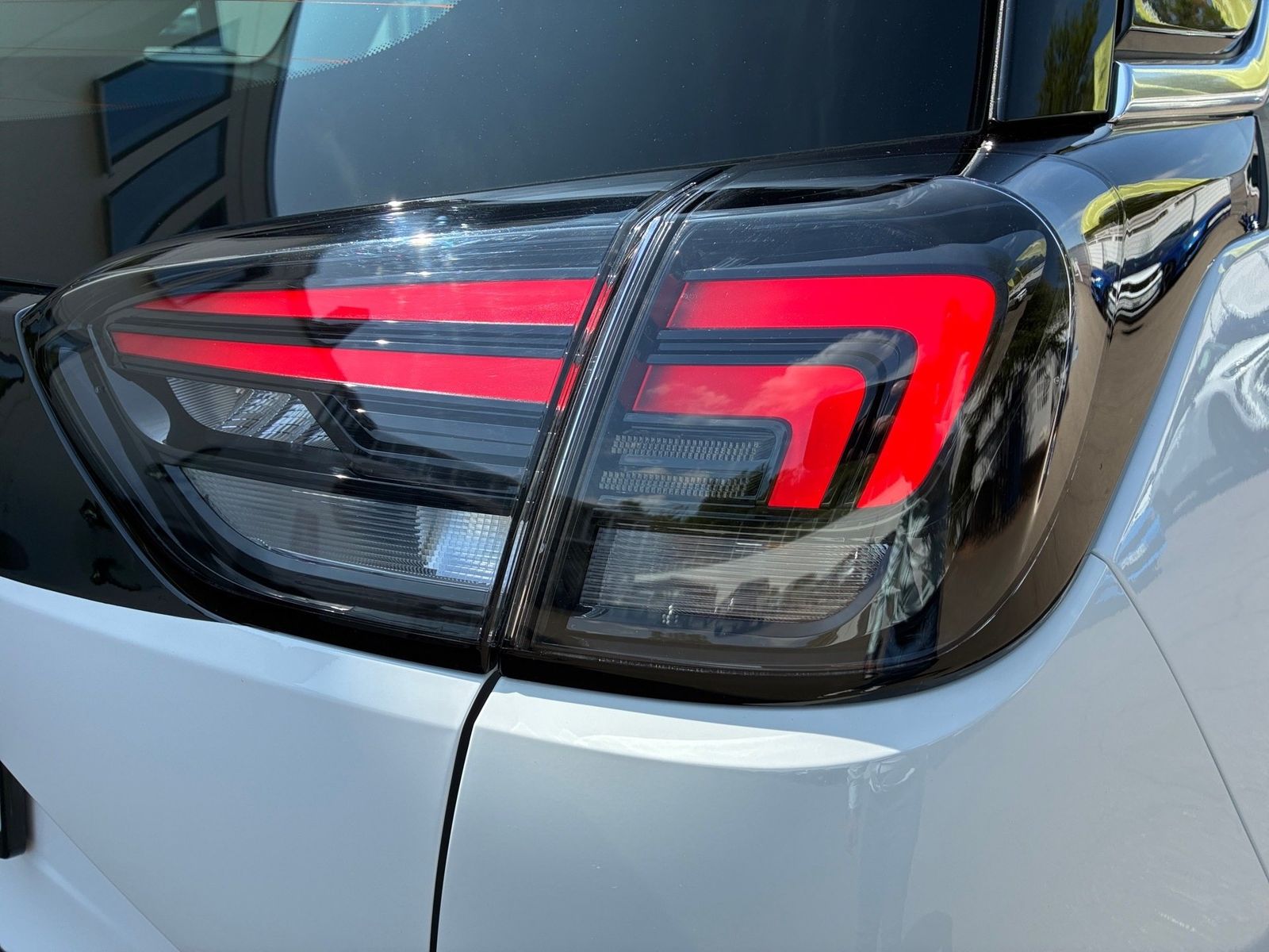 Fahrzeugabbildung Opel Crossland 1.2 Turbo Elegance Kamera,LED,Matrix