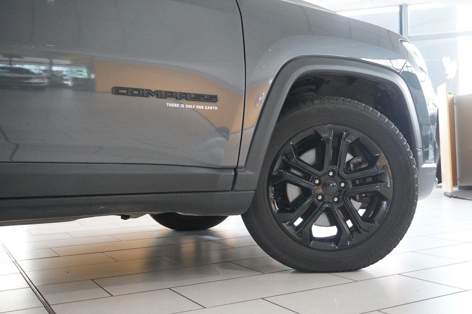 Fahrzeugabbildung Jeep Compass 1.3 4X4 HYBRID NAVI/LED/KAMERA/VIRTU/DAB