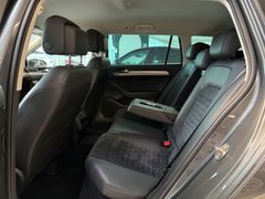 VW Passat Highline 2.Hand/DSG/ACC/AHK/MASSAGE/TOP!