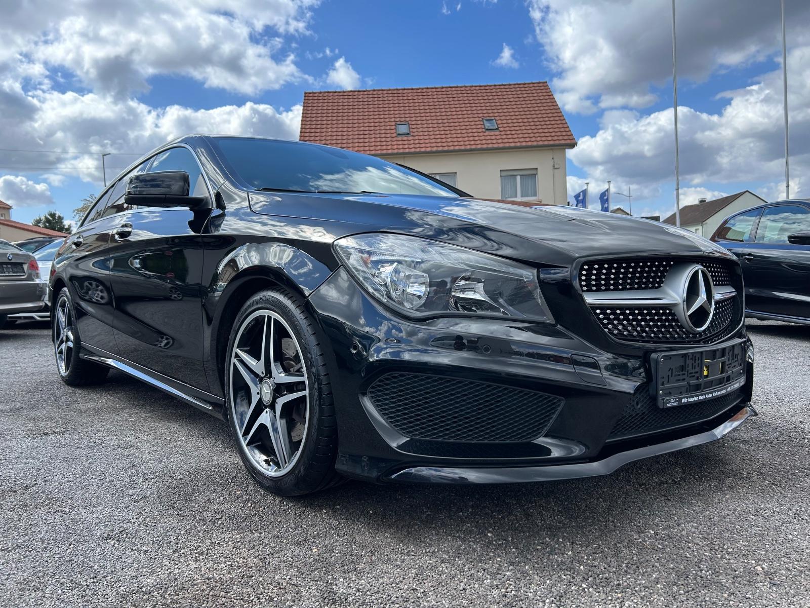 Mercedes-Benz CLA 220d AMG 7G + SHZ + LEDER + TEMP