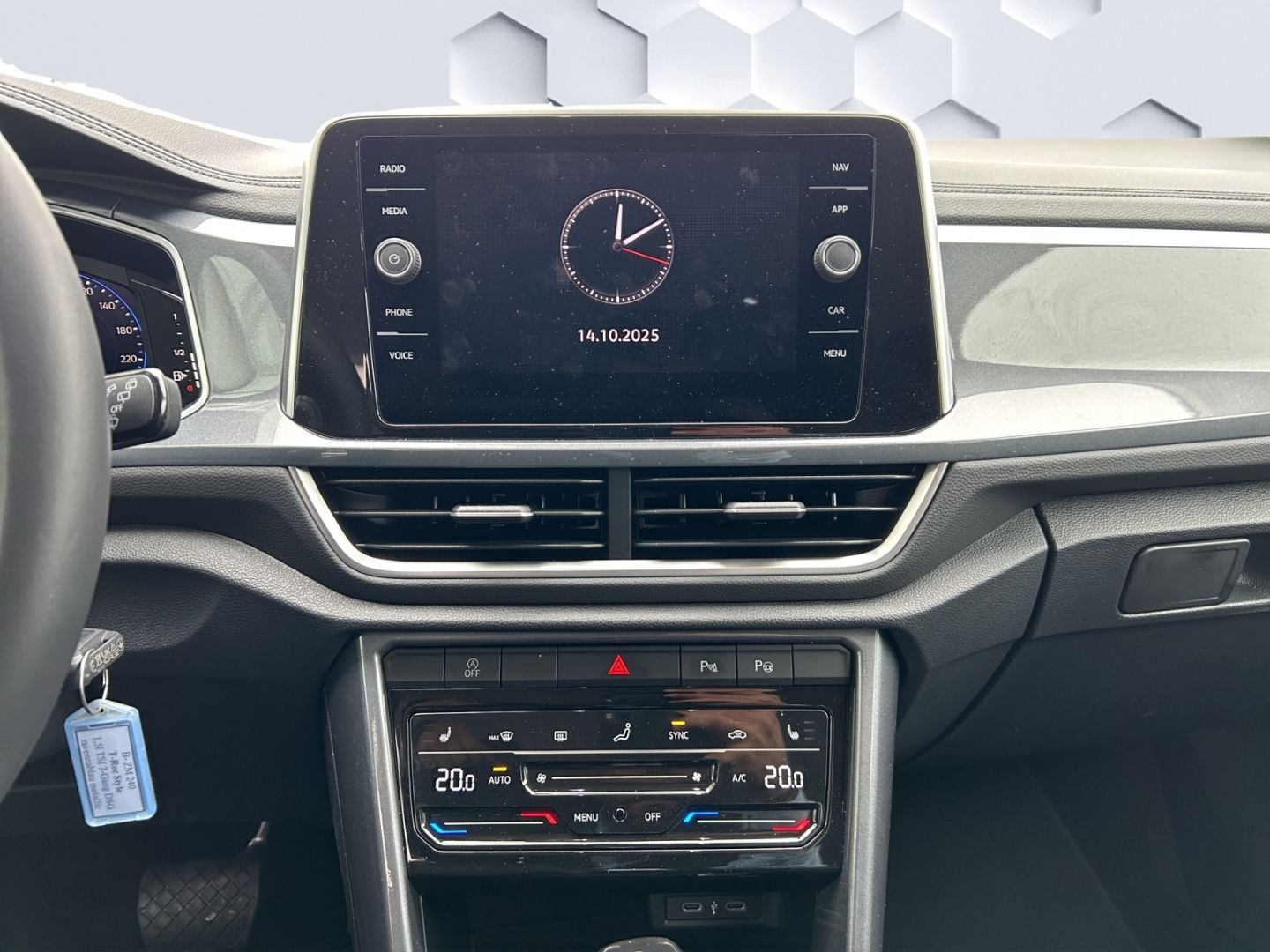 T-Roc 1.5l TSI DSG Navi IQ Light & Drive W+S Rei