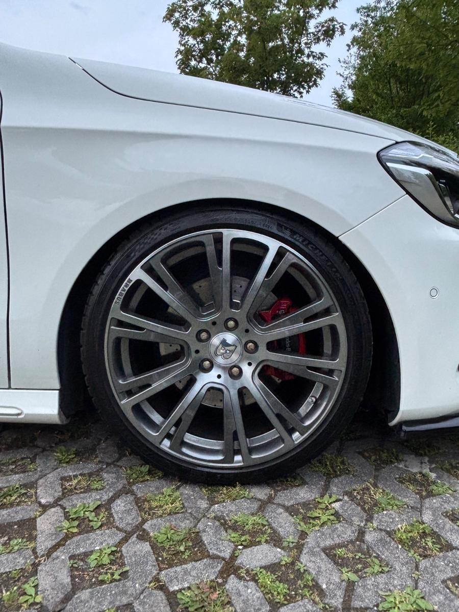 Mercedes-Benz A 250 4MATIC DCT AMG Sport (Line)