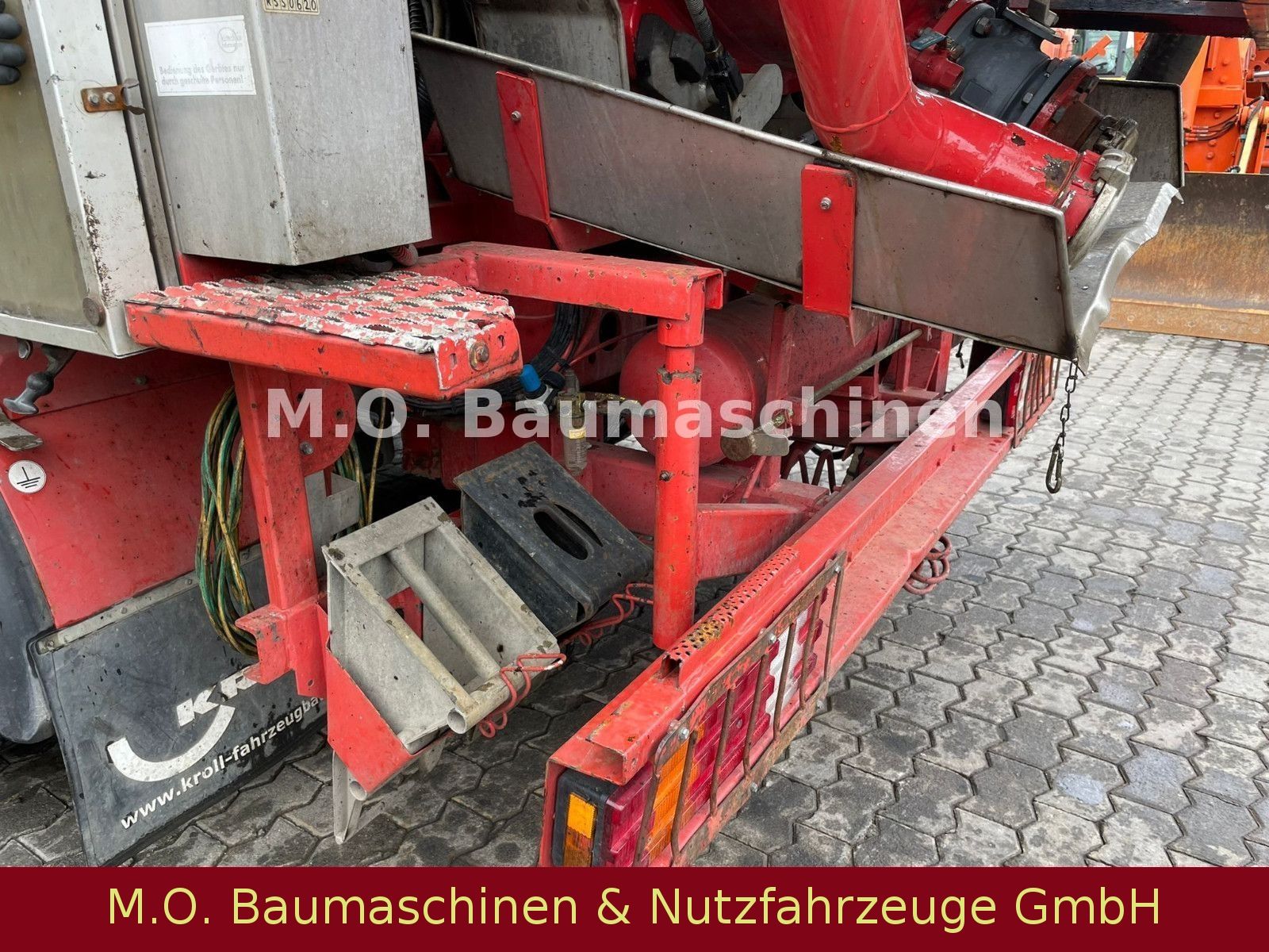Fahrzeugabbildung Mercedes-Benz Actros 2640 / 6-Zyl. / 3-Achser  / Saugwagen