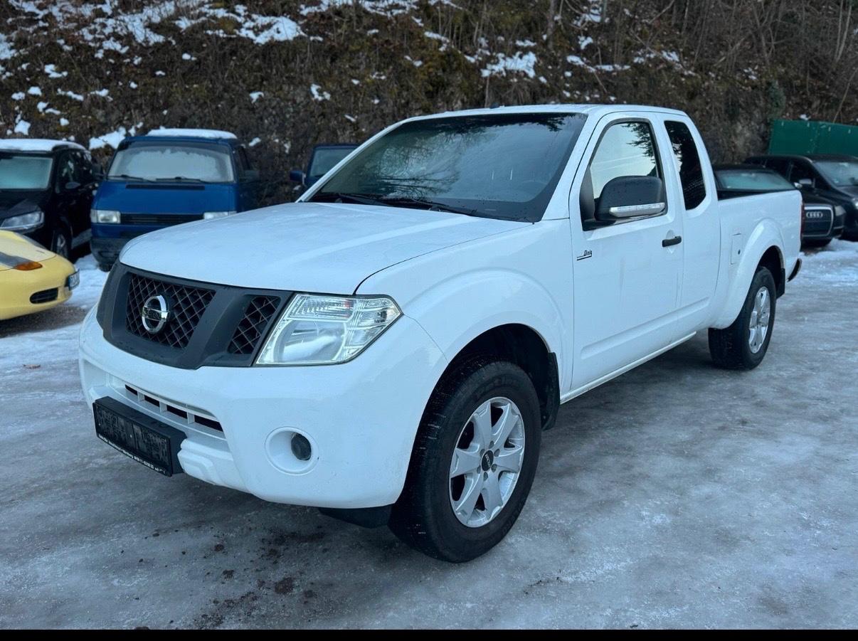 Nissan Navara Pickup King Cab XE 4X4 Euro5 TÜV 12/2027
