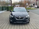 Renault Megane IV Grandtour Limited SHZ/RFK/KLIMAAUT - Renault Megane in Duisburg