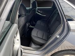 HYUNDAI i30 KLIMA,NAVI,TEMPOMAT,PDC,RFK,AUTOMATIK,BT HYUNDAI i30 KLIMA,NAVI,TEMPOMAT,PDC,RFK,AUTOMATIK,BT