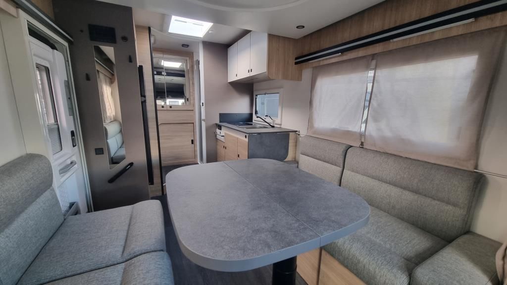 Autohaus Zimpel & Franke -  Challenger 260 neues Modell 8 Gang Automatik+Markise+Solar - Bild 6