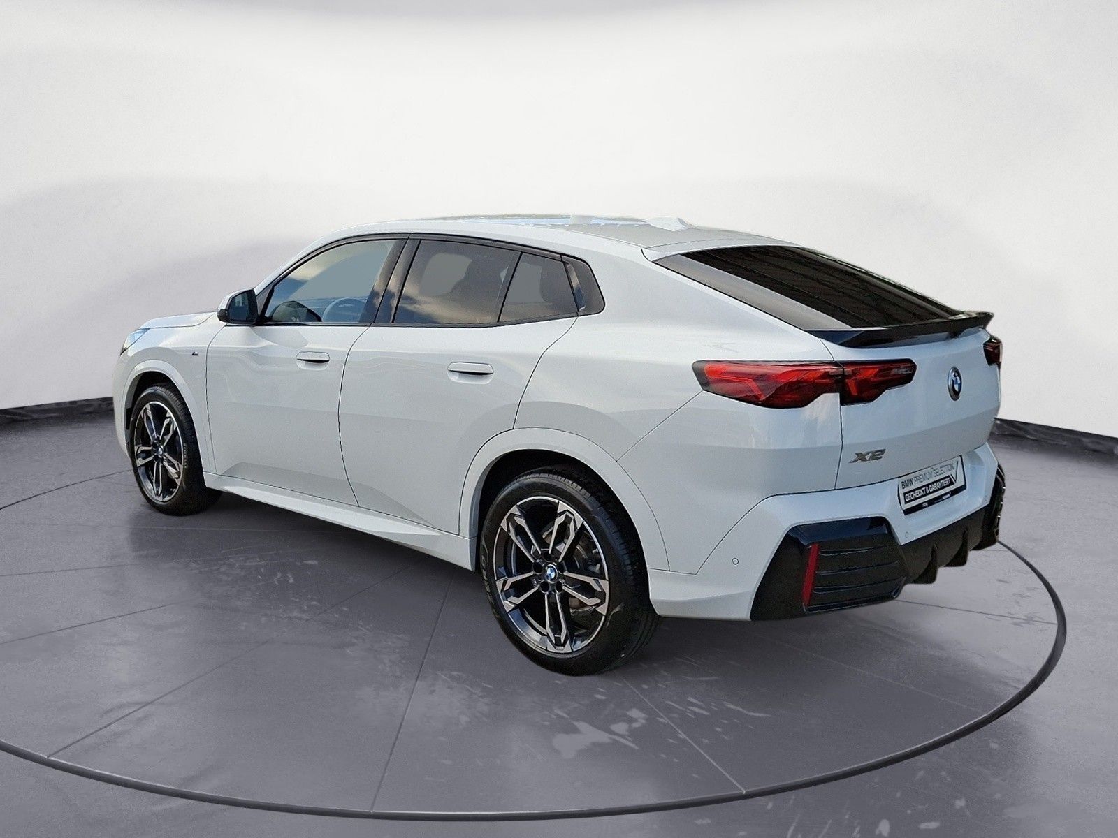 BMW X2 sDrive20i Steptronic M SPORT AHK Iconic Glow foto 4