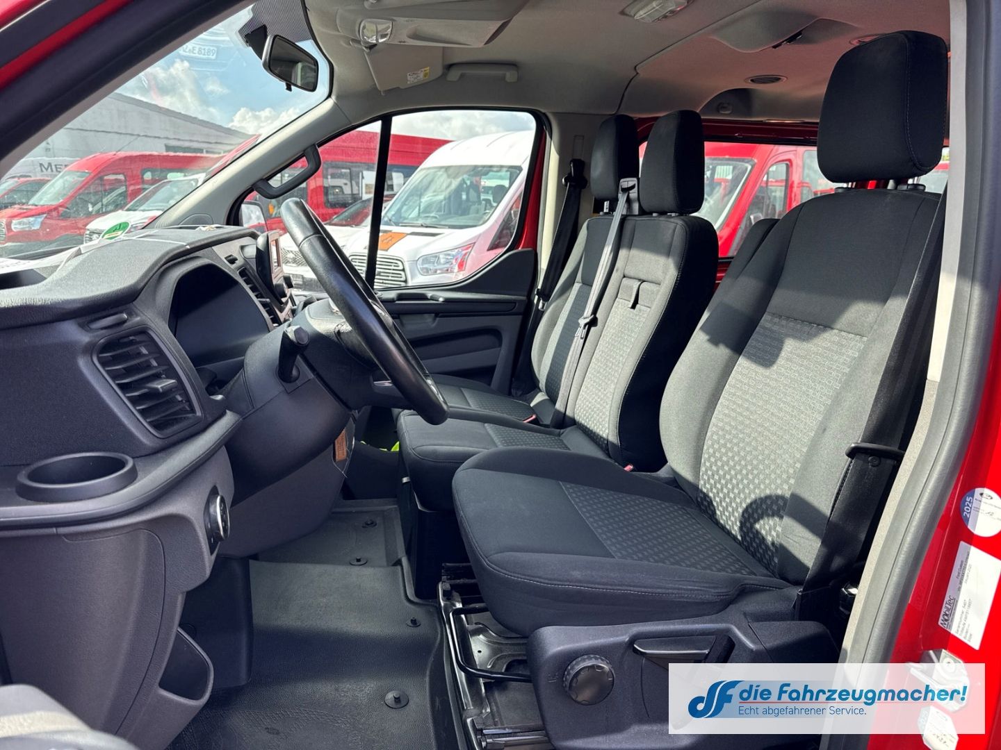 Fahrzeugabbildung Ford Transit Custom 320 L1*MOTORSCHADEN*EXPORT*9135
