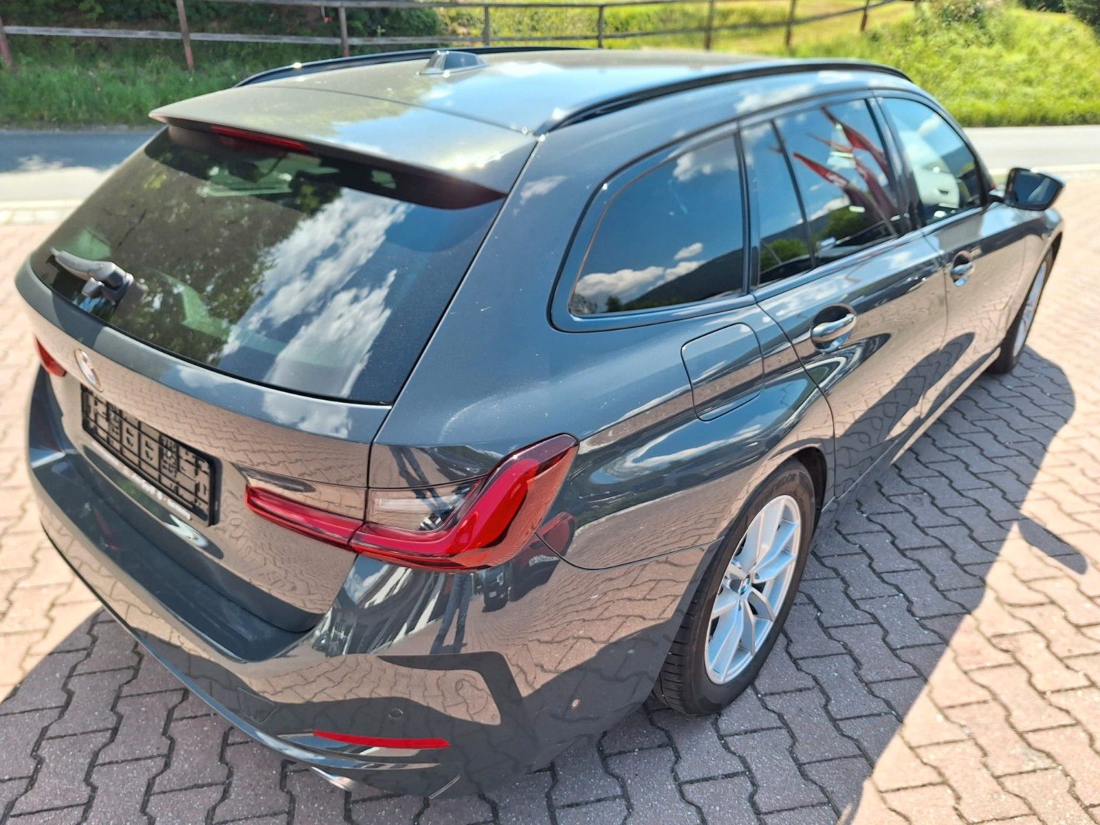 BMW 320i Touring, OPF foto 18