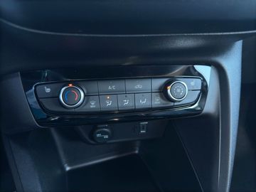 Opel Corsa F Edition 1.2 KAMERA CARPLAY SHZ LHZ
