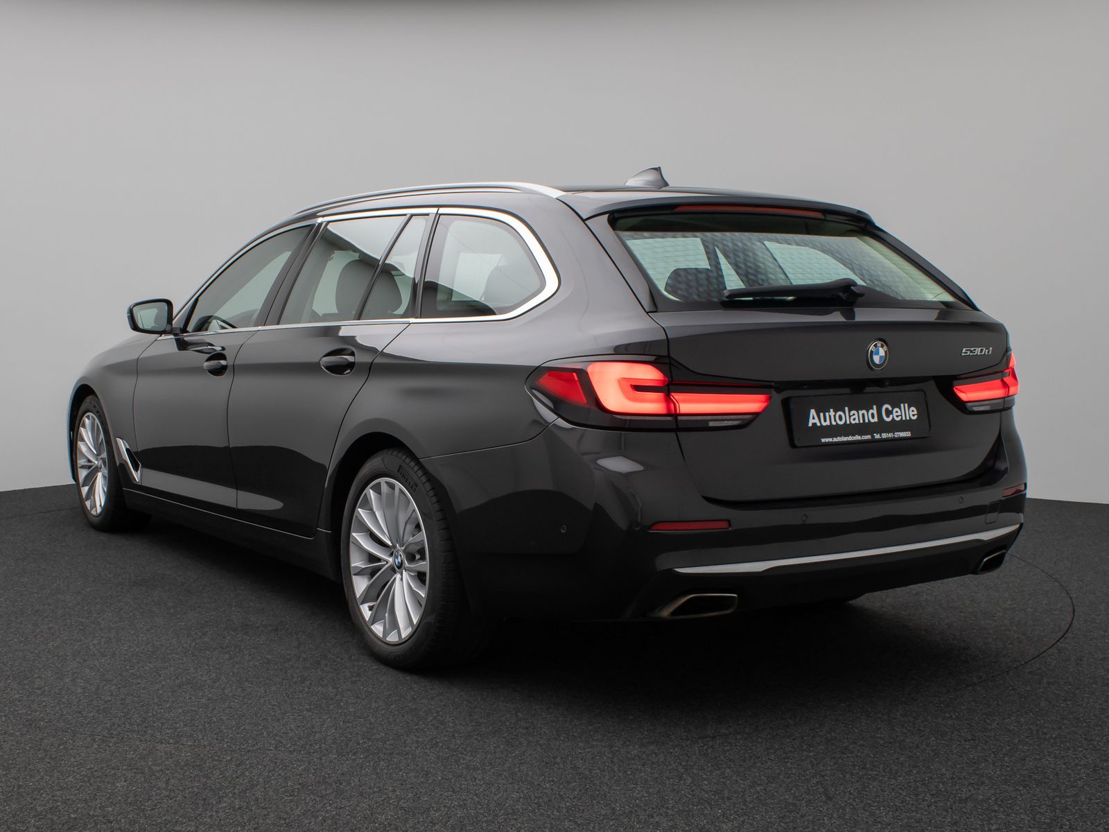 Fahrzeugabbildung BMW 530d Luxury Line Panorama Kamera DAB HiFi Alarm