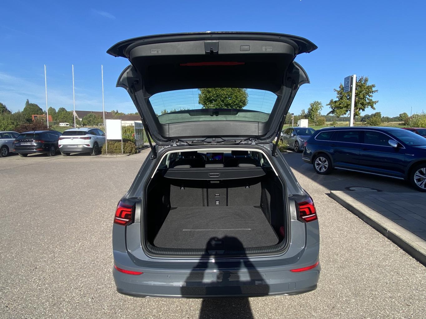 Volkswagen Golf Variant 1.5 eTSI DSG LIFE AHK+APP-CONNECT+A, миниатюра 18
