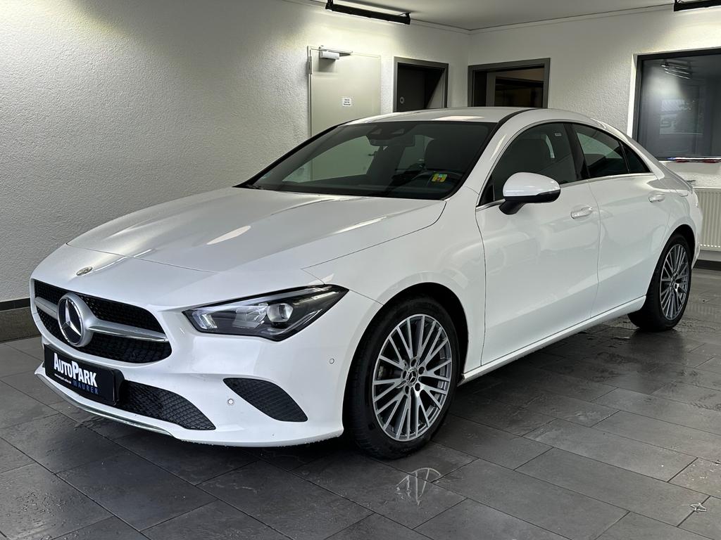 Mercedes-Benz CLA 200