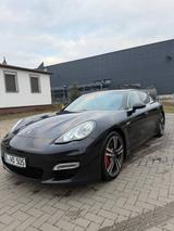 Porsche Panamera Turbo Turbo - Porsche Panamera aus 2010: Turbo