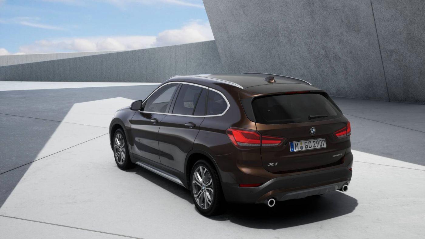 BMW X1 sDrive 20i xLine LED HUD HiFi RFK Tempo Memor