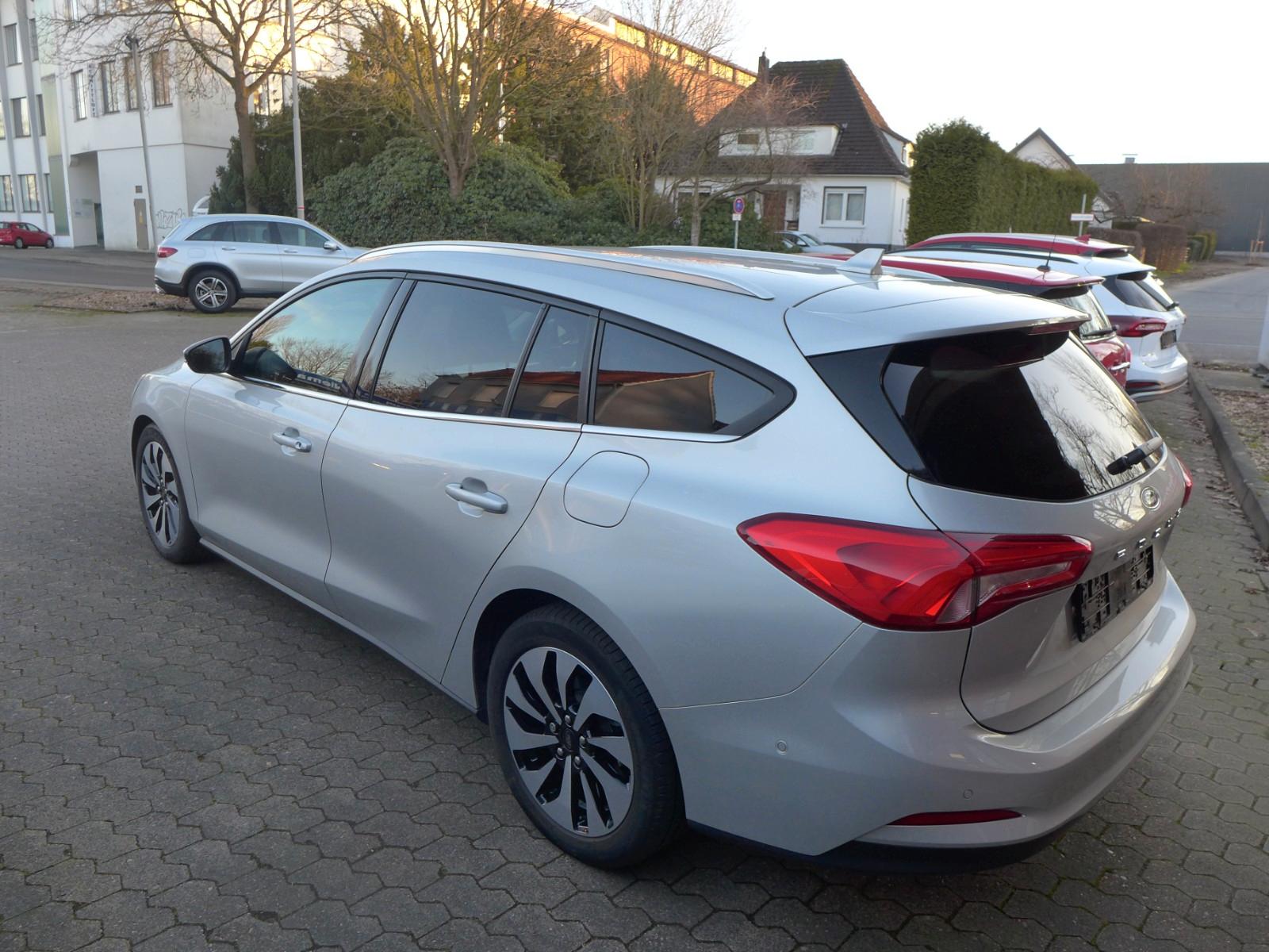 Ford Focus Turnier Cool & Connect 43 tkm.!!!