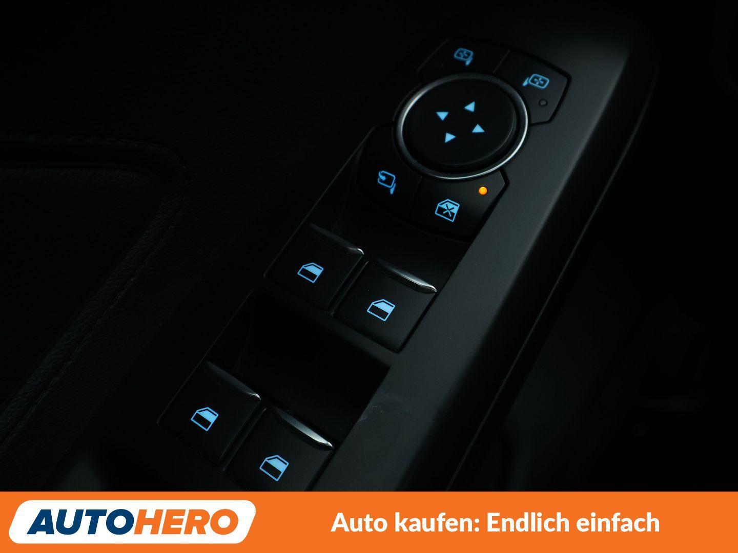 Ford Focus 1.0 EcoBoost ST-Line*NAVI*LED*TEMPO*CAM*