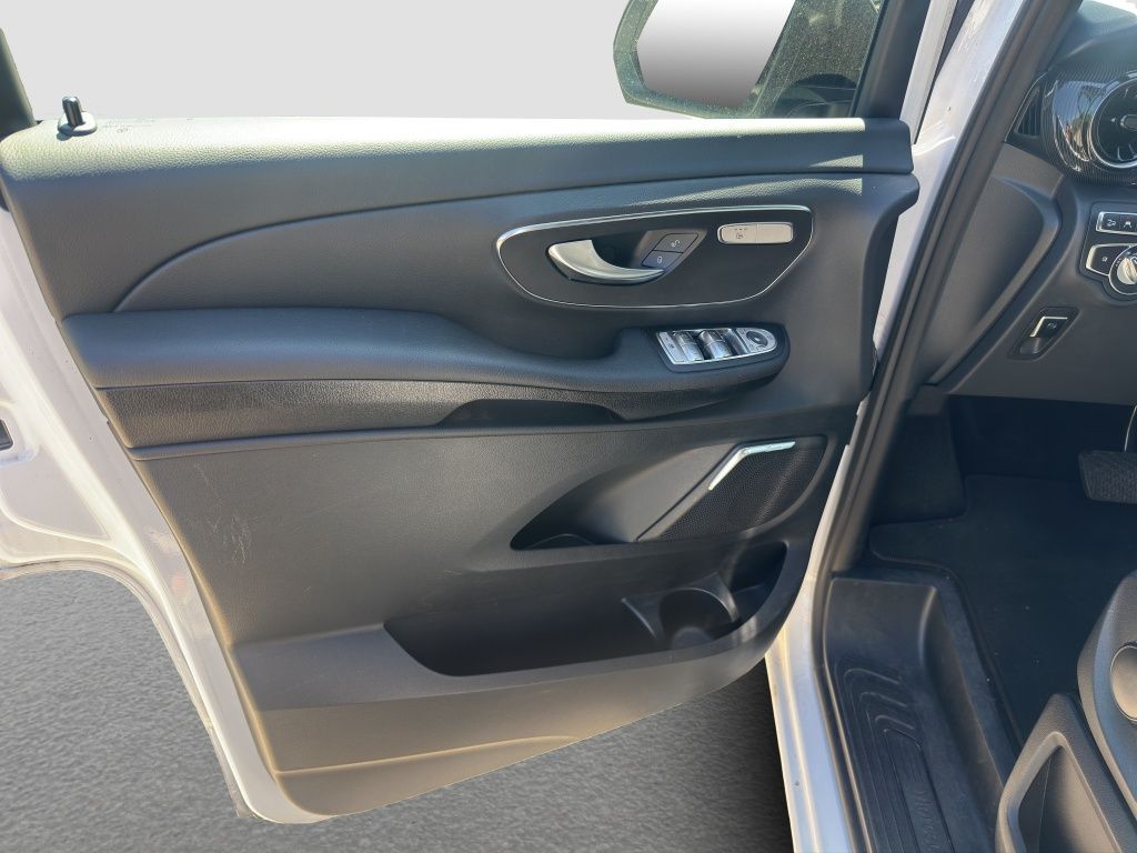Fahrzeugabbildung Mercedes-Benz V 250 d 4MATIC EDITION Kompakt AHK*Navi*KeyLess