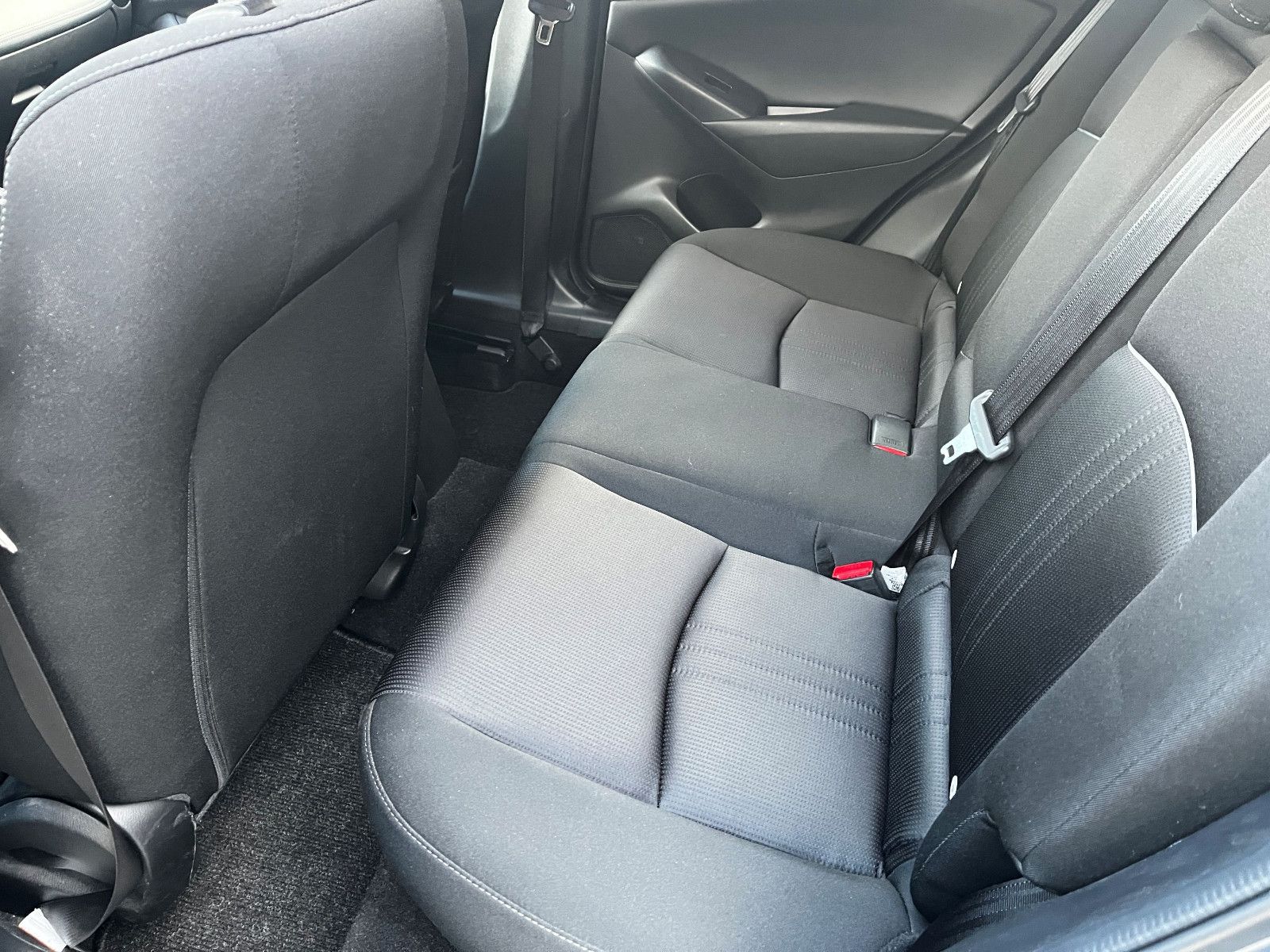 Fahrzeugabbildung Mazda CX-3 2,0 Selection NAV ALU SHZ GRA LED TOTW