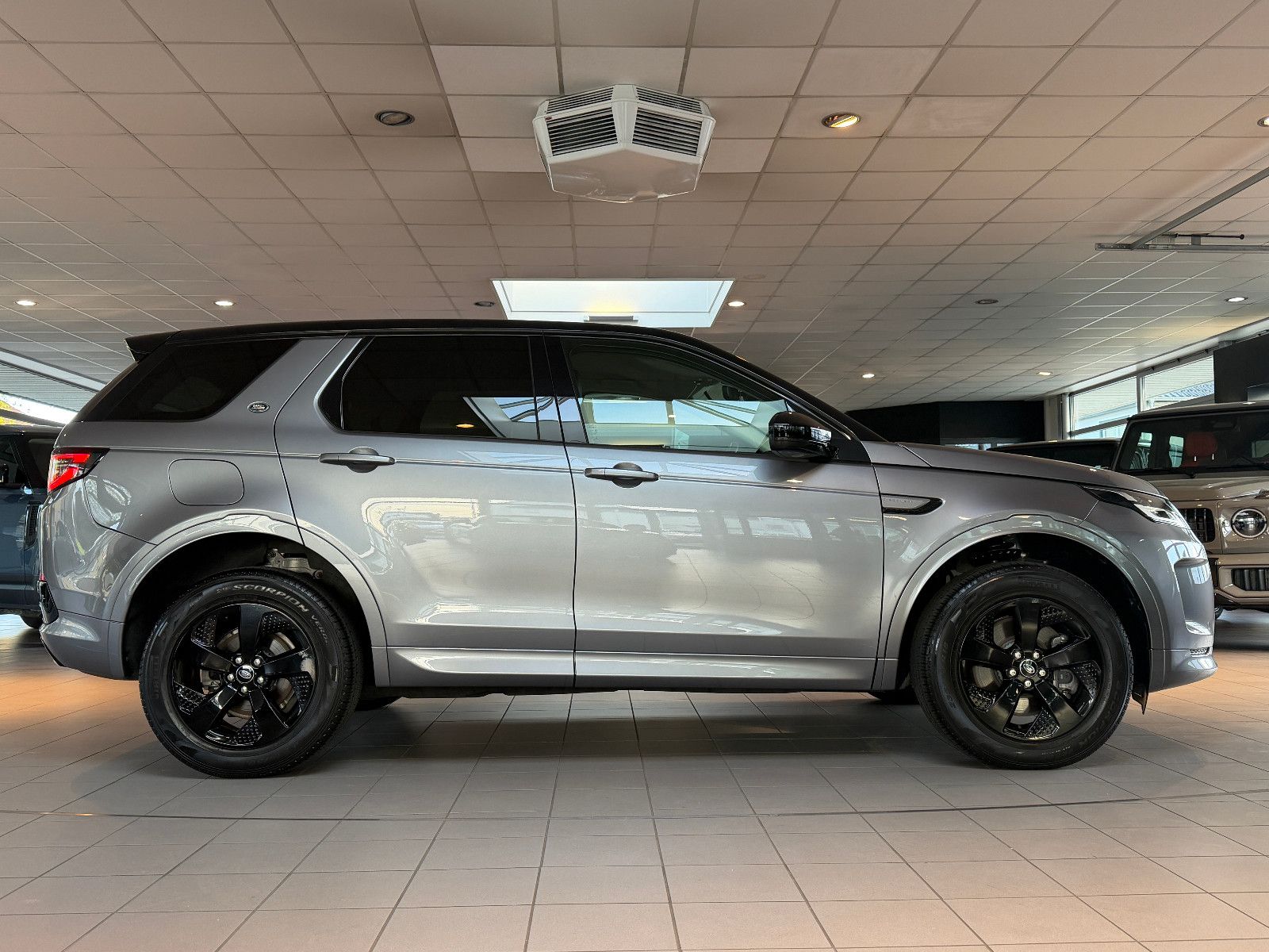 Fahrzeugabbildung Land Rover Discovery Sport R-Dynamic S AWD/LEDER/KAMERA/ACC