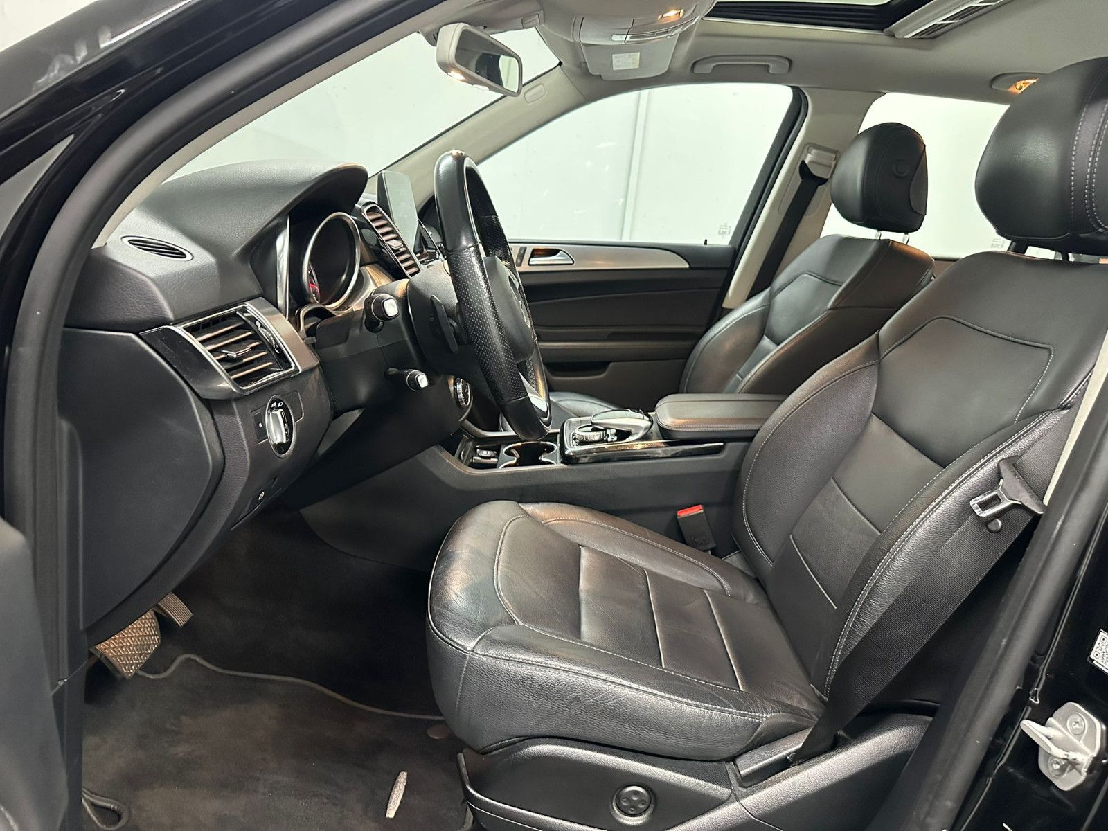 Fahrzeugabbildung Mercedes-Benz GLE 350 d 4MATIC *AHK*NAVI*IHC+*SCHIEBEDACH*LED