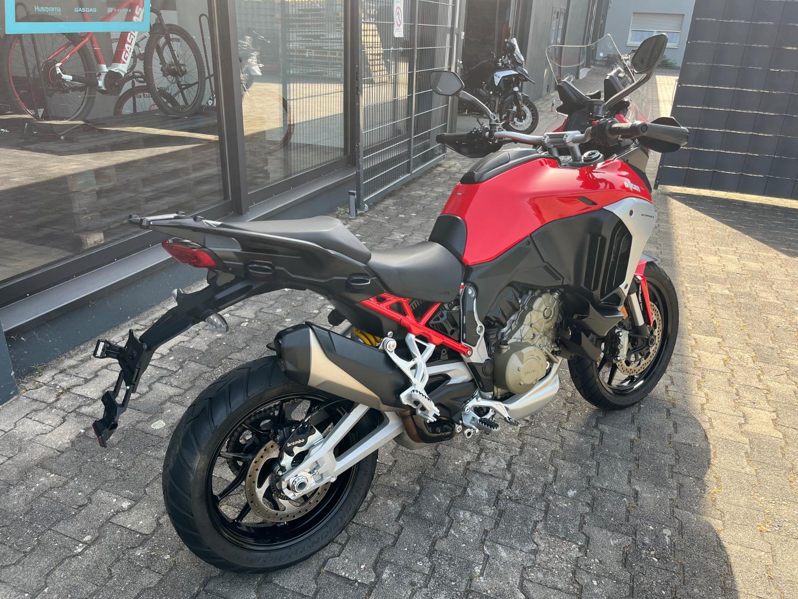 Ducati Multistrada V4