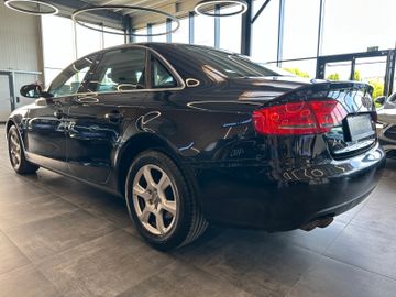 MYAUTOCENTER – Gebraucht- und Jahreswagen mit Werkstattservice in Pfaffenhofen Audi A4 *AHK*TEMPO*PDC*SitzH*