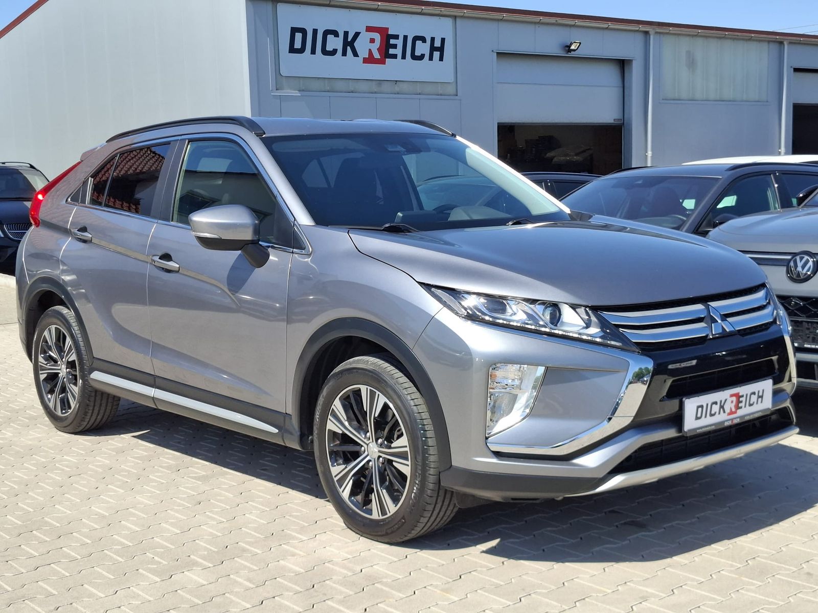 Fahrzeugabbildung Mitsubishi Eclipse Cross 1.5 Plus KAMERA*TEMP*KLIMA*SHZ*APP