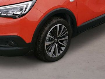 Fotografie 9 des Opel Crossland (X) Crossland X Ultimate AT Navi Head-Up Kamera LED
