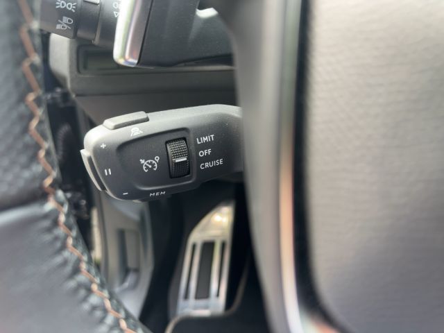 Foto Nummer 15: PEUGEOT 5008