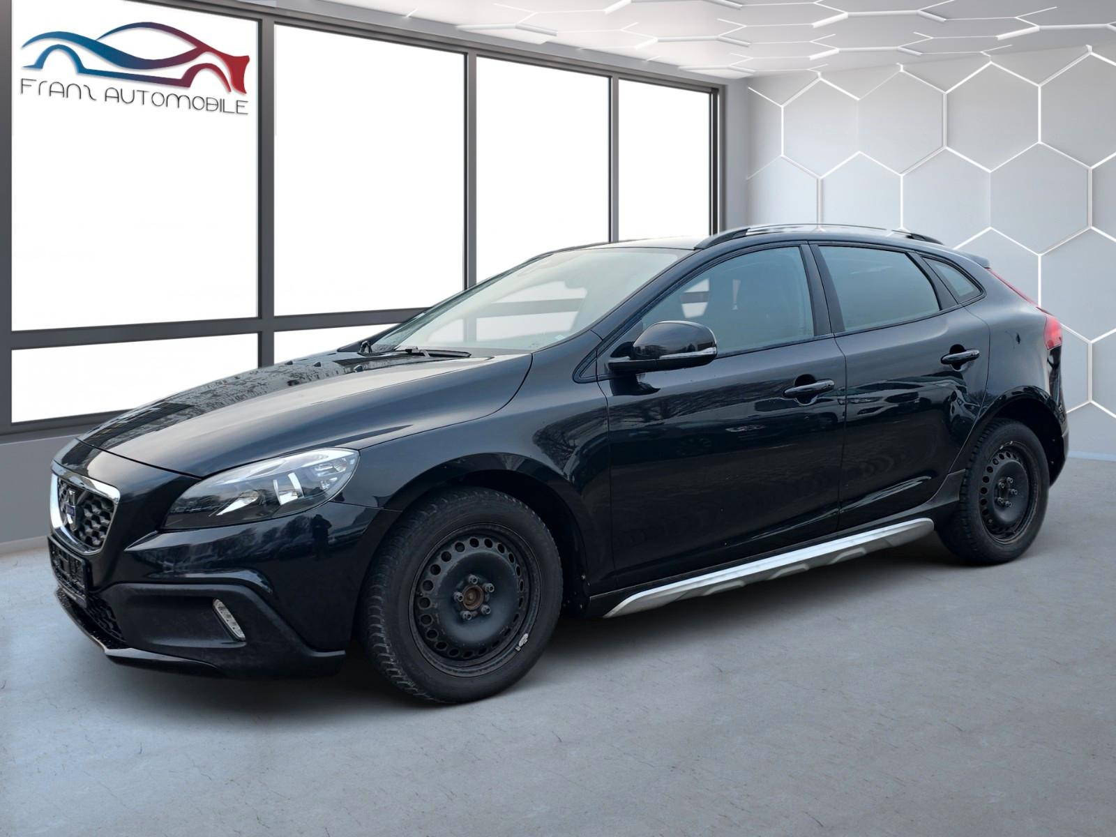Volvo V40 Cross Country Momentum
