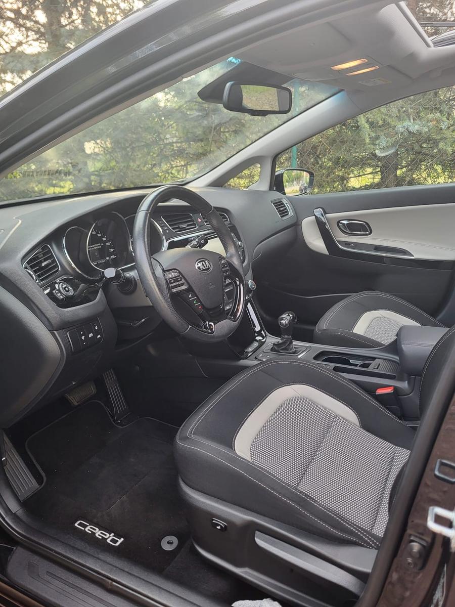 Kia VOLL AUSSTATTUNG 1.6 GDI DCT Spirit 1.HAND.OG km