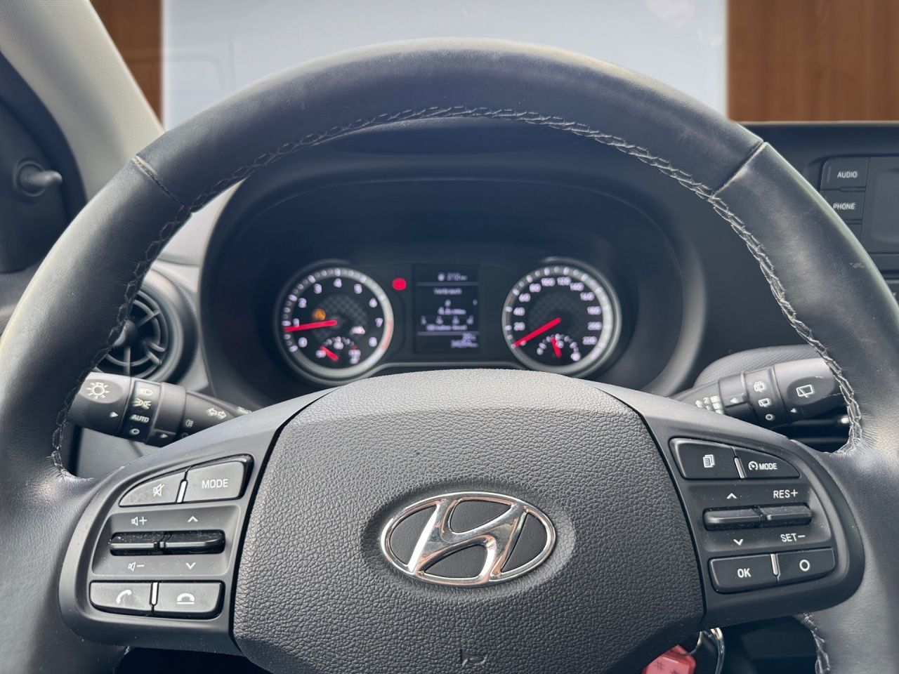 Fahrzeugabbildung Hyundai i10 SELECT SHZ*LHZ*DAB*SPURH*BLUETHOOTH*TEMPOM*
