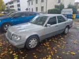Mercedes-Benz E 280 Elegance Automatik+ESSD+LEDER+KLIMA+SitzHe - gebrauchte Mercedes-Benz E 280 aus dem Jahr 1995