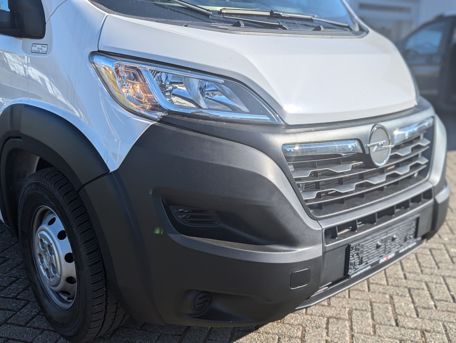 Fahrzeugabbildung Opel Movano Cargo L4H2 3,5 Edition CITY-PAKET Cam AHK