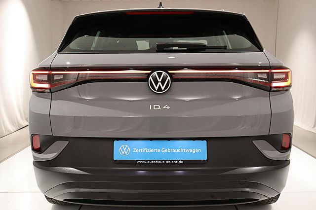 ID.4 Pure 125kW Wärmepumpe ACC Winterräder LED N